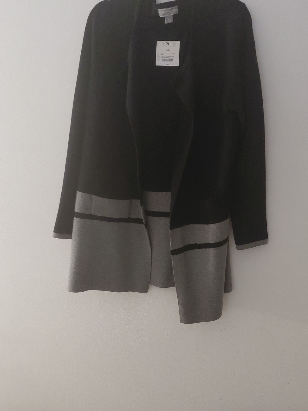 Women's Black & Gray Open-Front Blazer Jacket - Picture 9 of 10